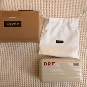 Away Cream Travel Organizer